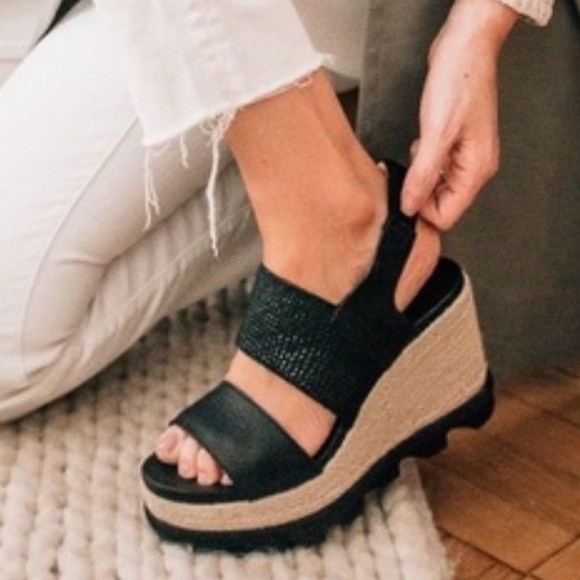 Sorel Joanie II Slingback Espadrille Wedge Sandals Black Leather SZ 7 - Picture 2 of 16